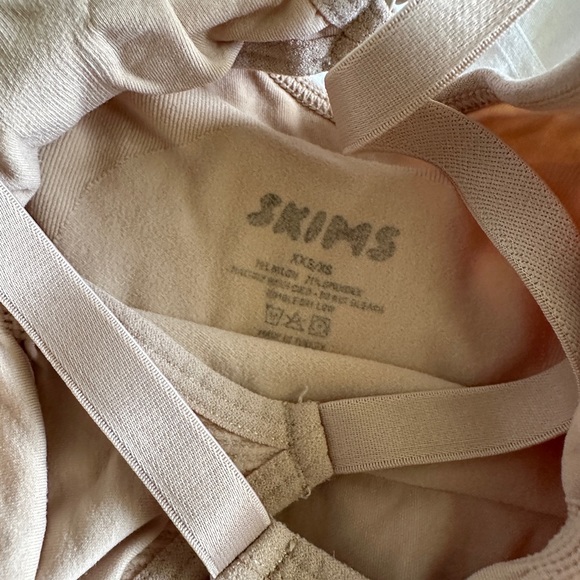 Skims seamless sculpt brief bodysuit - Picture 4 of 4